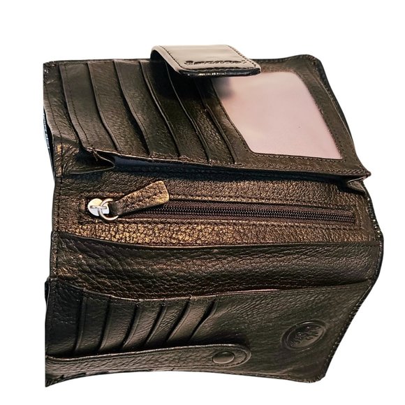 Emanuel Black Patent Leather Wallet - Picture 5 of 7